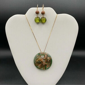Stunning Venice Murano Green Glass Pendant  and Earring Set
